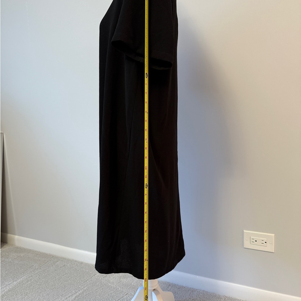 Bobeau Black Dress with Back Cut Out Size XL - Picture 3 of 8